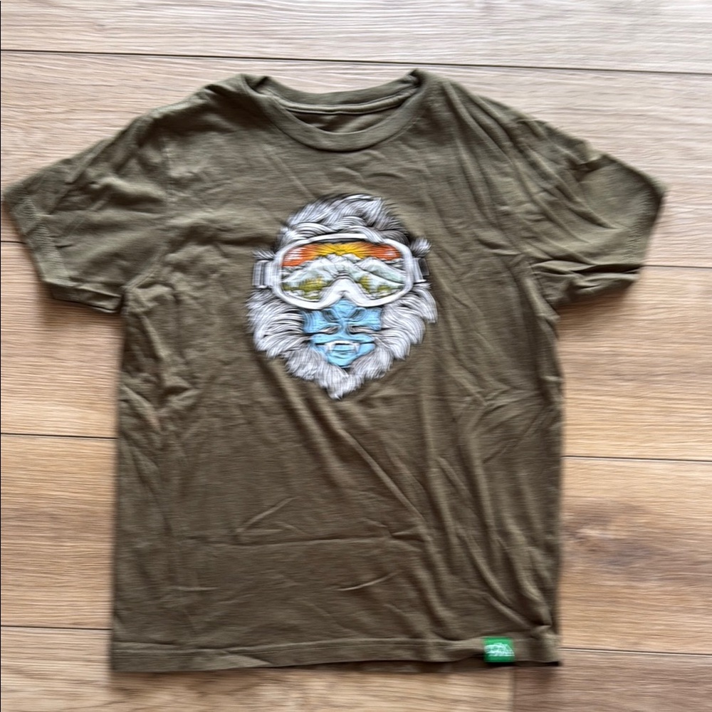 Wild Tribute Olive Graphic T-Shirt with Snowboarder Design